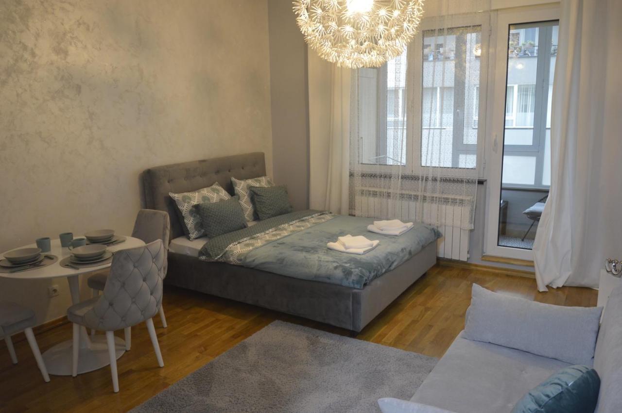Teodora Lux Apartman Free Privat Parking Apartment Нови Сад Екстериор снимка