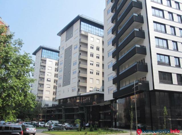 Teodora Lux Apartman Free Privat Parking Apartment Нови Сад Екстериор снимка